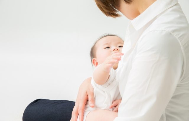 母乳はママが食べるもので作られる 授乳中に食べて良いものダメなもの Ayaful Life 仮